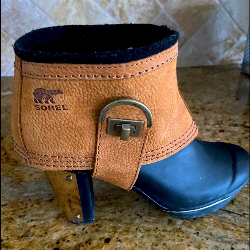 Sorel boots size 7
